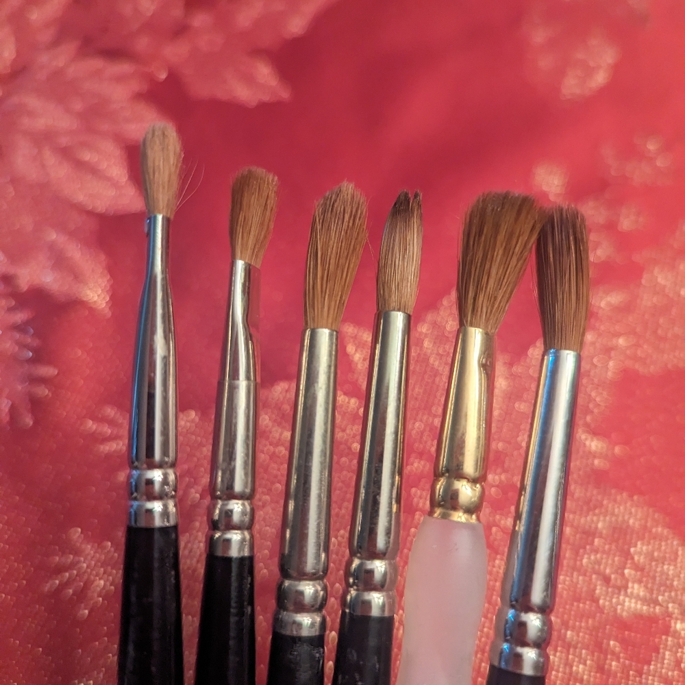 Acrylic nail brushes